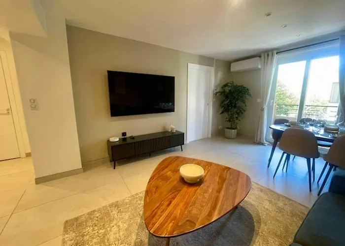 Spacious Group In Apartman