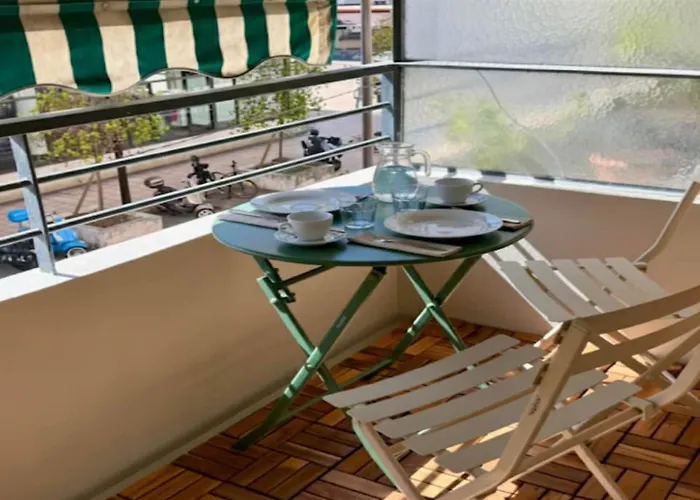 Apartman Spacious Group In *