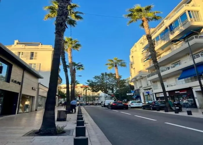 Apartman Spacious Group In *