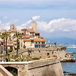 Lejlighed Spacious Group In Antibes
