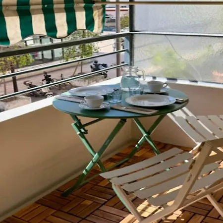 Apartment Spacious Group In *
